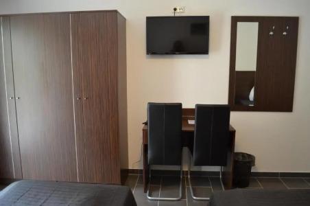 Zwei Raben Pension - 37