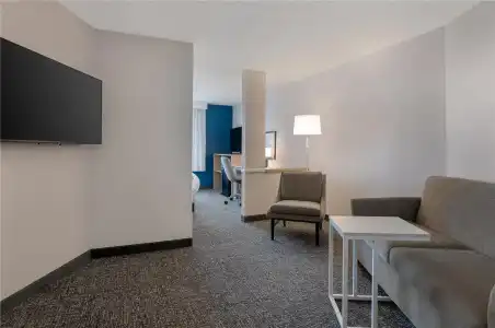 Hilton Garden Inn Lancaster - 49