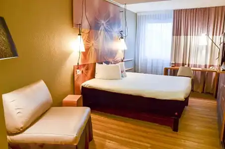 ibis Frankfurt Airport - 45