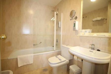 Puerta del Mar - Adults Recommended - 34