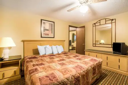 Quality Inn & Suites Lincoln I-93 - 32