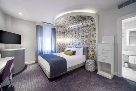 Dream Midtown, by Hyatt - 4