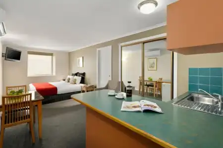 Hobart Waterfront Apartments - 25