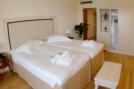 Valis Resort - 5