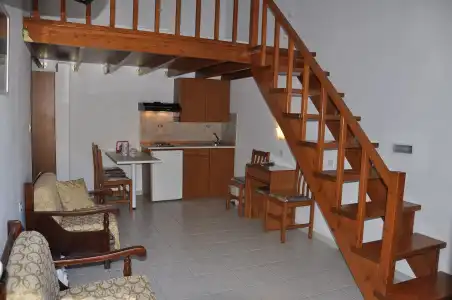 Vlycha Beach Studios & Apartments - 11