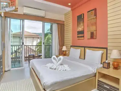 Whispering Palms Suite - 1