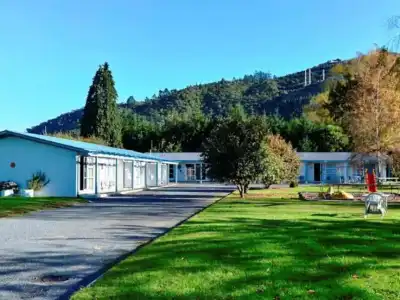 Fairy Springs Motel - 14