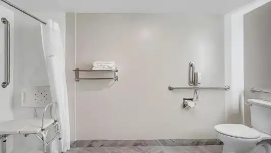 Days Inn & Suites by Wyndham Niagara Falls/Buffalo - 25