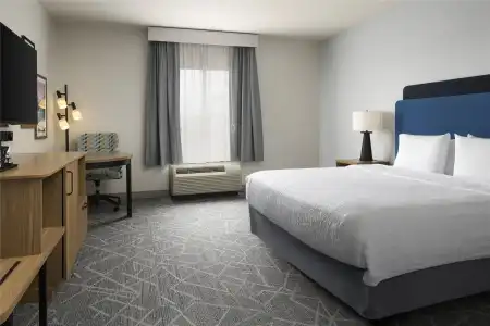 Hampton Inn & Suites Rochester/Henrietta - 46
