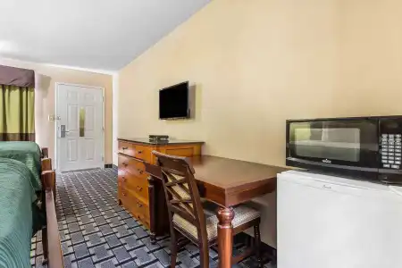 Rodeway Inn Augusta - 17