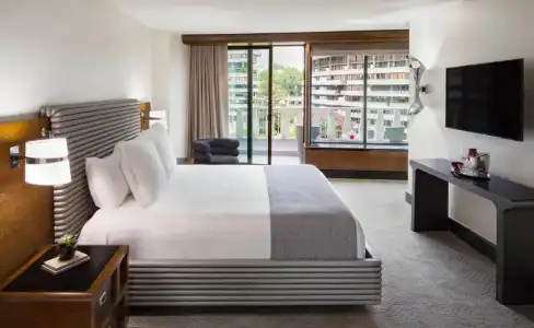 The Watergate - 75
