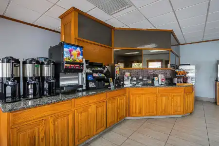 Best Western Central Inn - 30