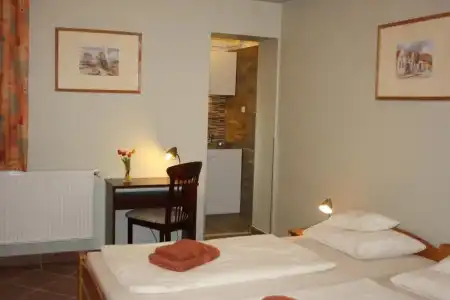Polus Pension - 30