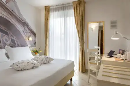 Sovrana & Spa - 44