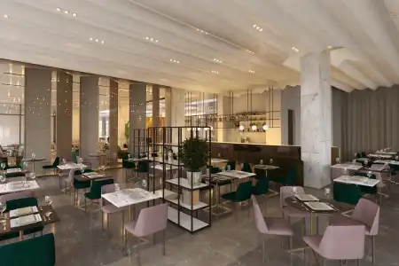Giralda Center - 10