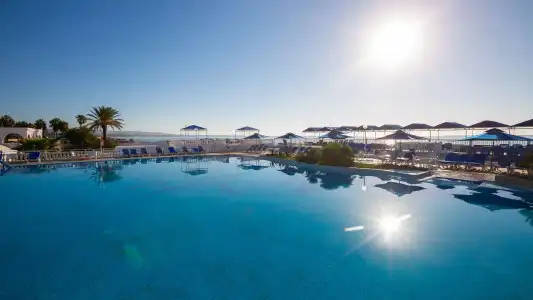 Samira Club - Caters to Couples - 21