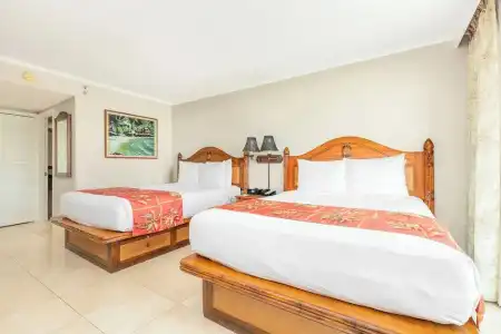Luana Waikiki & Suites - 79