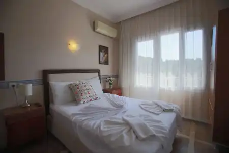 Tunc Otel - 38
