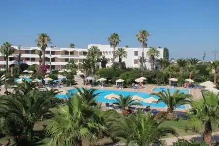Tigaki Beach - 0