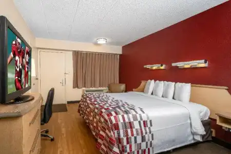 Red Roof Inn Greenville - 23
