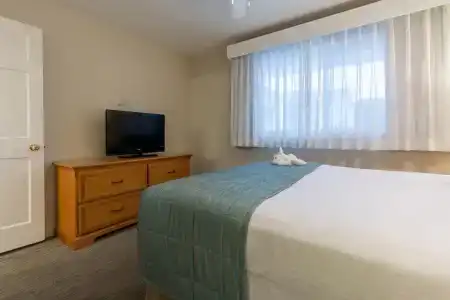 San Clemente Cove - 18
