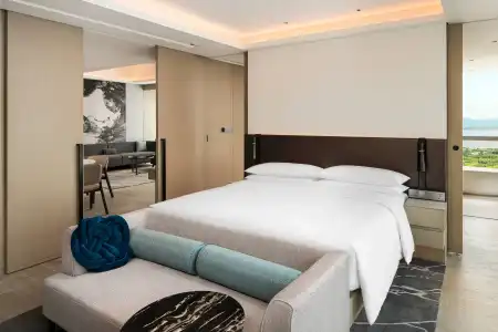 Renaissance Shenzhen Bay - 1