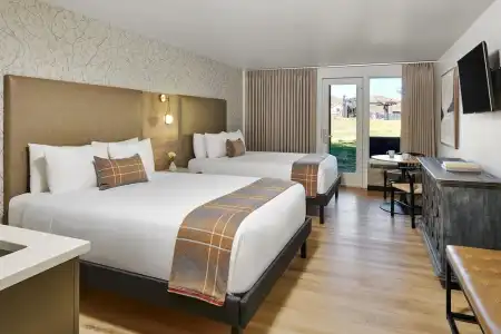 The Inn at Aspen - 31