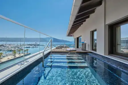 Regent Porto Montenegro - 26