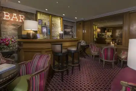 Dauphine Saint Germain - 15