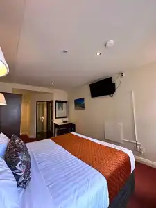 Trinity Wellington - 105