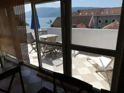 LaRos Apartments - 27