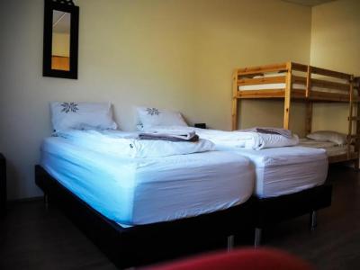 Kast Guesthouse - 31