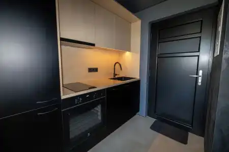 North Mountain View Suites - 11