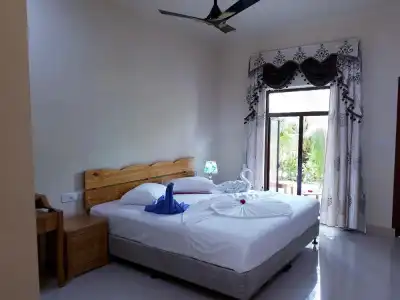Sunrise Inn - 9