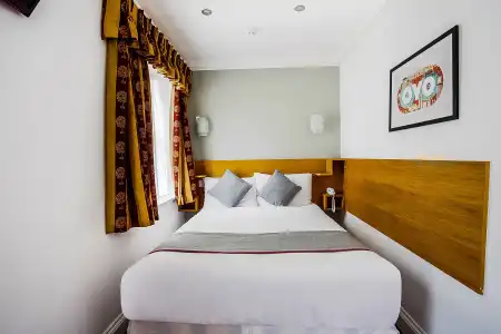 London Guest House by OYO - Acton - 33