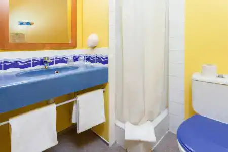 B&B La Rochelle Centre les Minimes - 9