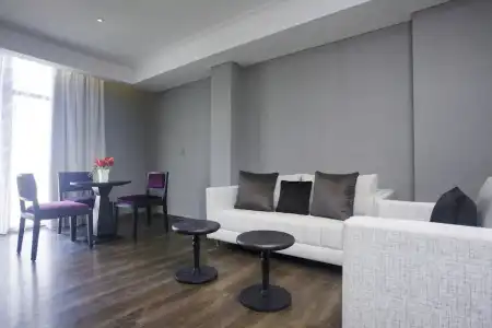 Goodrich Suites, Jakarta - 43