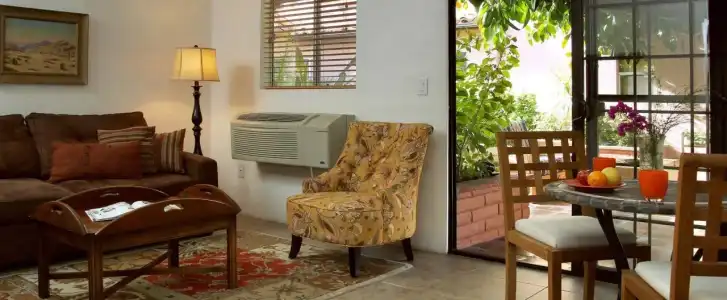 California - A Town & Desert Boutique - 6