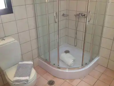 EuroKatrin Suites-Adults Only - 7