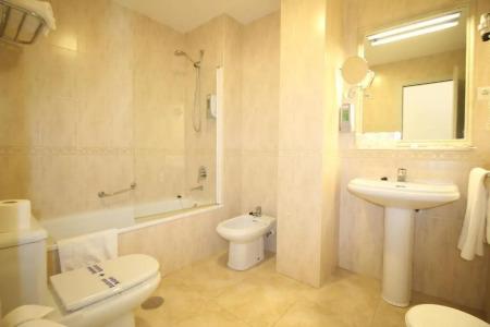 Puerta del Mar - Adults Recommended - 33