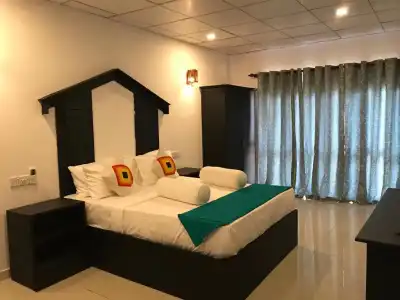 Sunshine Resort and Spa - 14