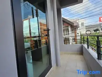 Wsotel and Serviced Apartment - 57