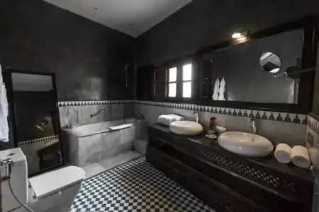 Riad Braya - 41