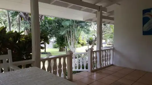 Beau Vallon Bungalows - 24