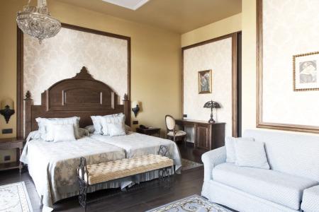 PortAventura Colorado Creek - Includes unlimited access PortAventura Park & 1 Ferrari Land - 4