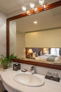 The Shine Office and Apartment - 10