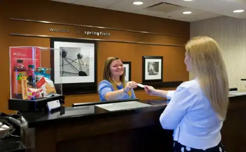 Hampton Inn Springfield-Southeast - 26