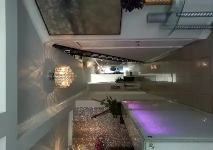 Hollywood VIP - 13