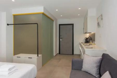 Selina Athens Theatrou - 150