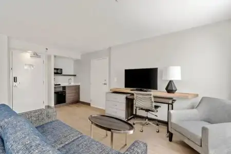 Holiday Inn & Suites Ottawa Kanata by IHG - 113